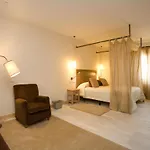 La Vida Hotel