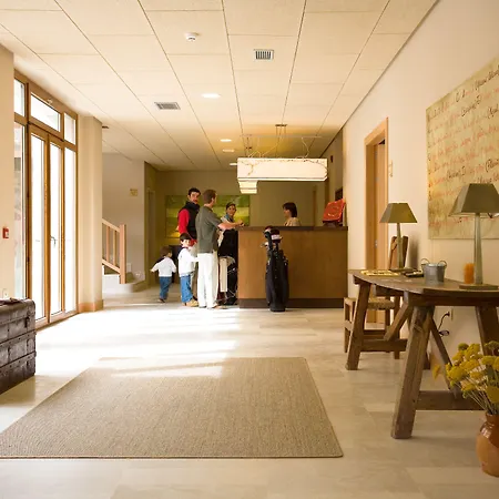 La Vida Hotel
