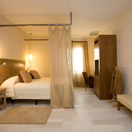 Hotel La Vida Aldeyuso