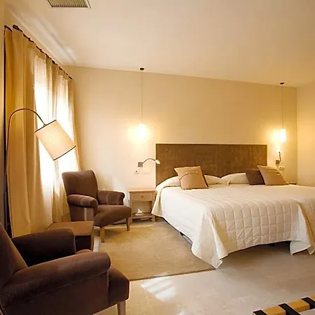 La Vida Hotel